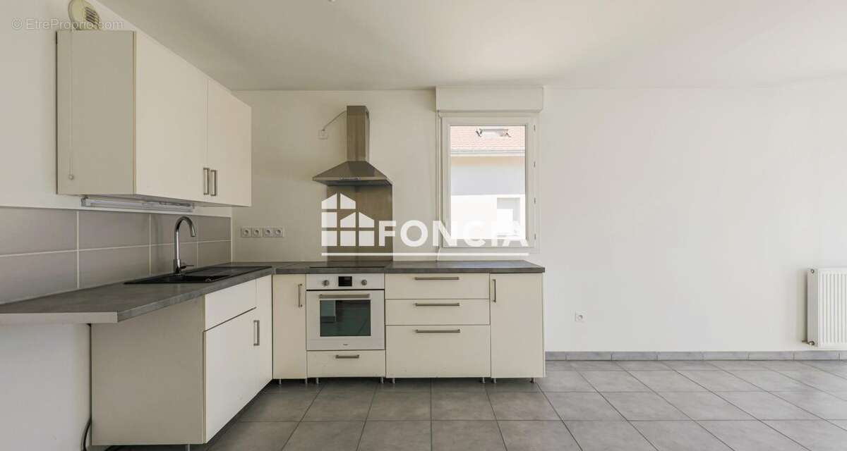 Appartement à SAINT-EGREVE