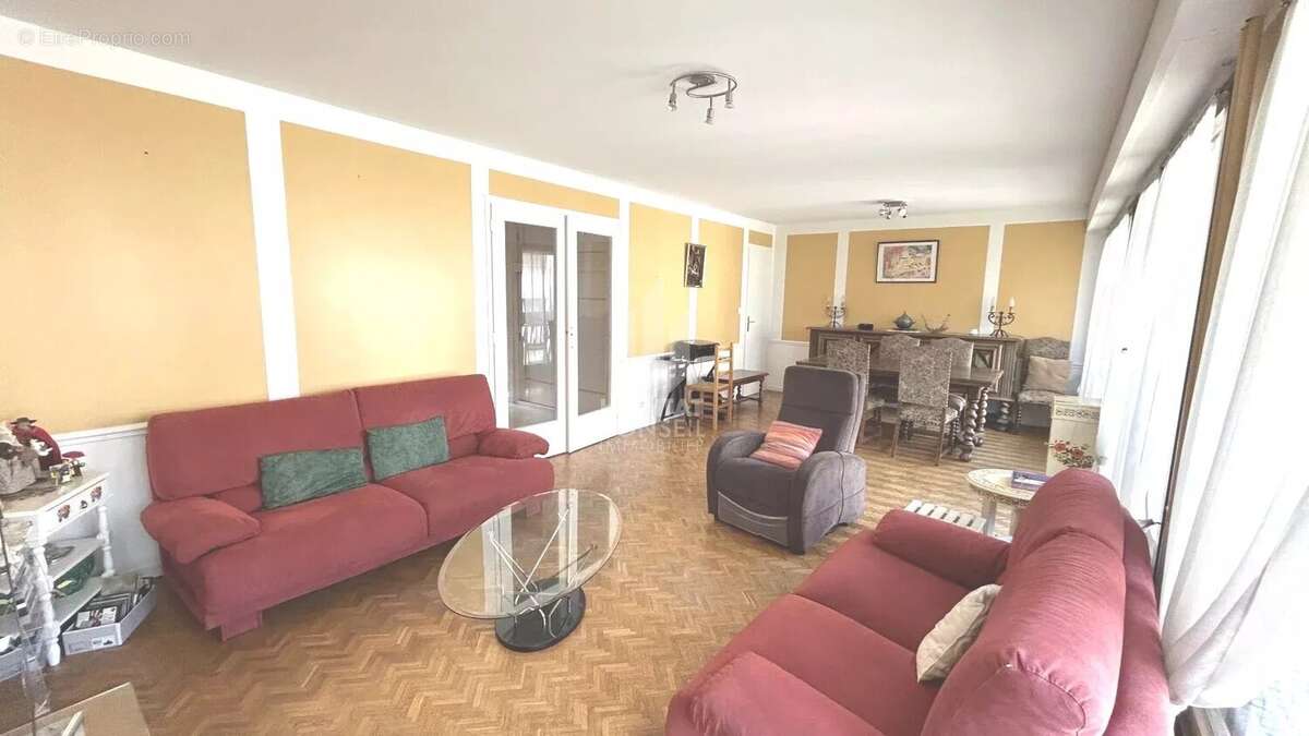 Appartement à SAINT-EGREVE