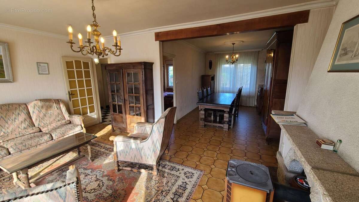 Maison à PLOUGONVEN