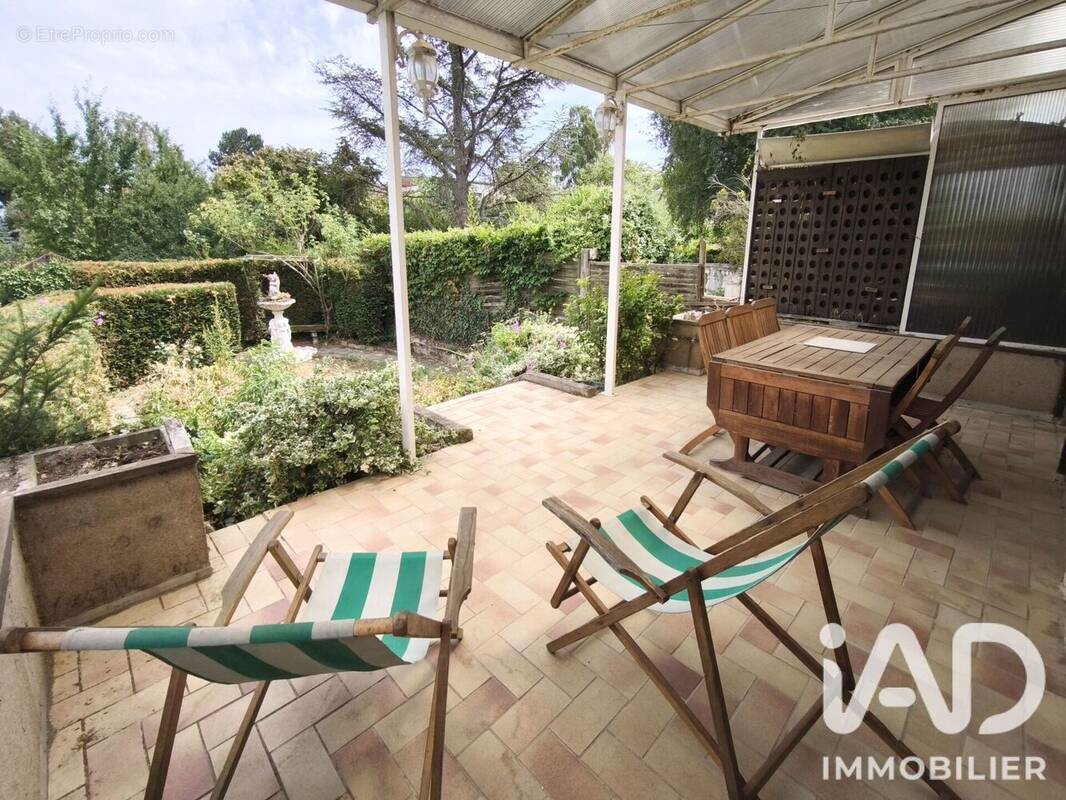 Photo 1 - Maison à CORMONTREUIL