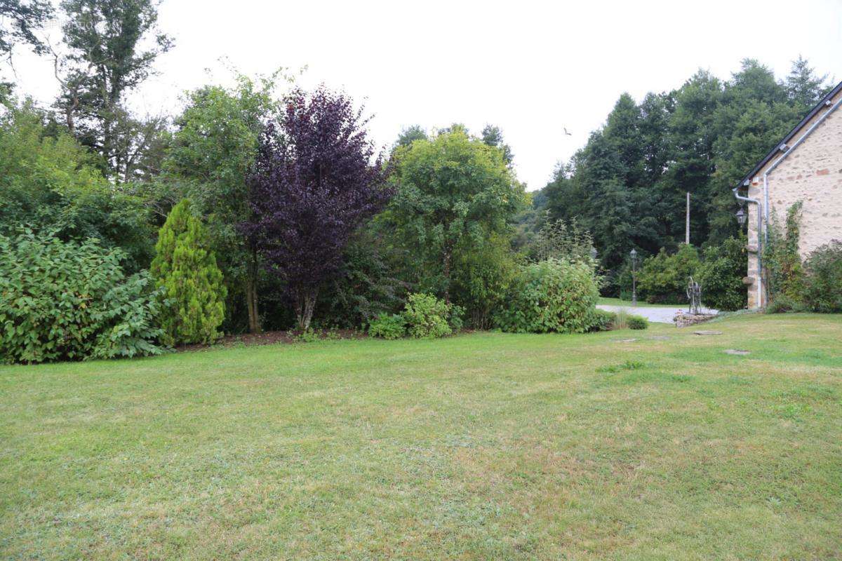 Maison à ALLIGNY-EN-MORVAN