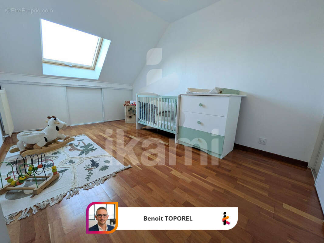 Appartement à POISY