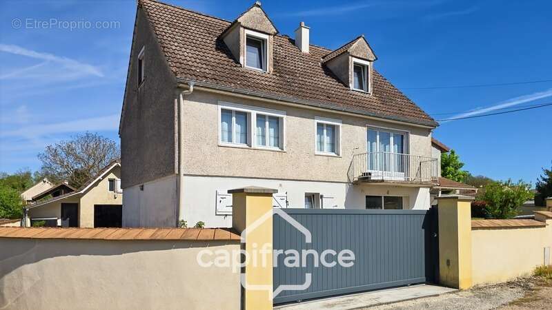 Maison à CHALON-SUR-SAONE
