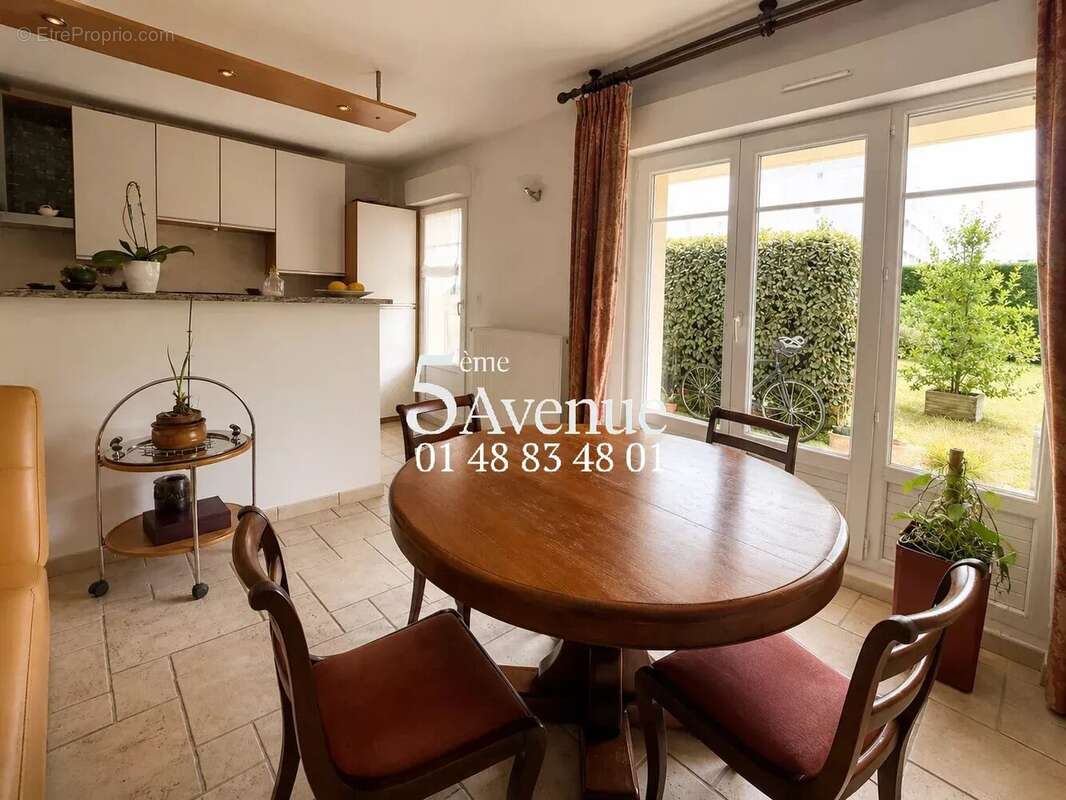 Appartement à LE PLESSIS-TREVISE