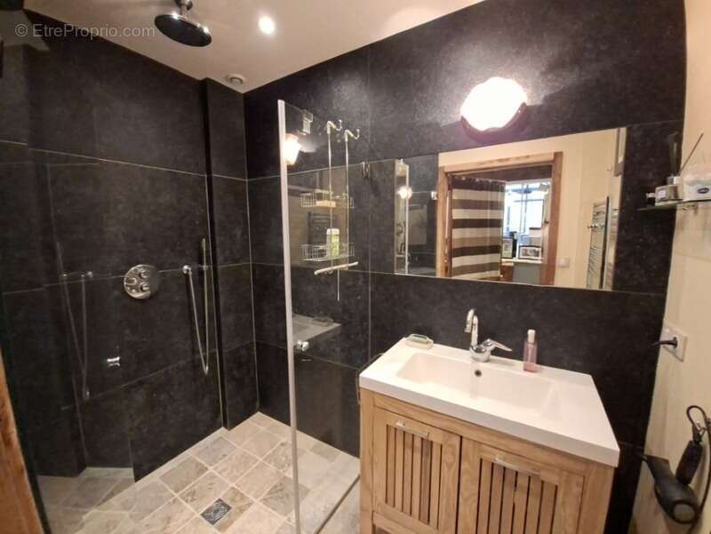 Maison de village en pierre - avec piscine - une annexe- au Bugue(24) - photo 26