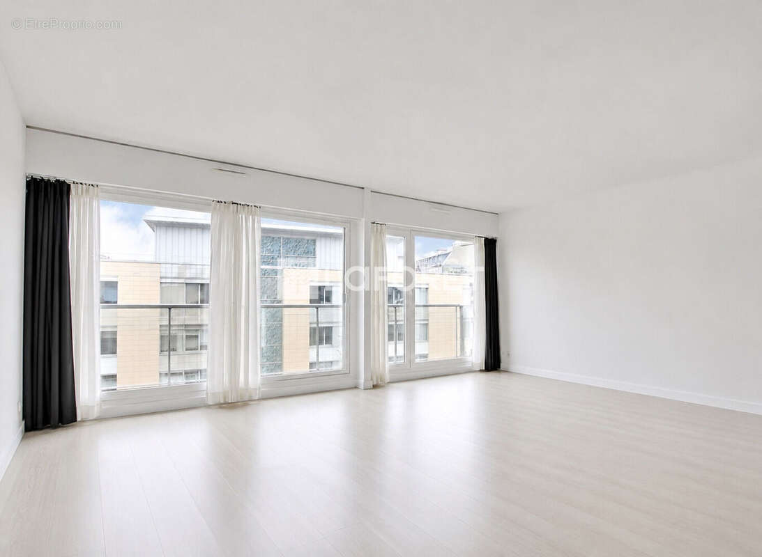 Appartement à PARIS-15E