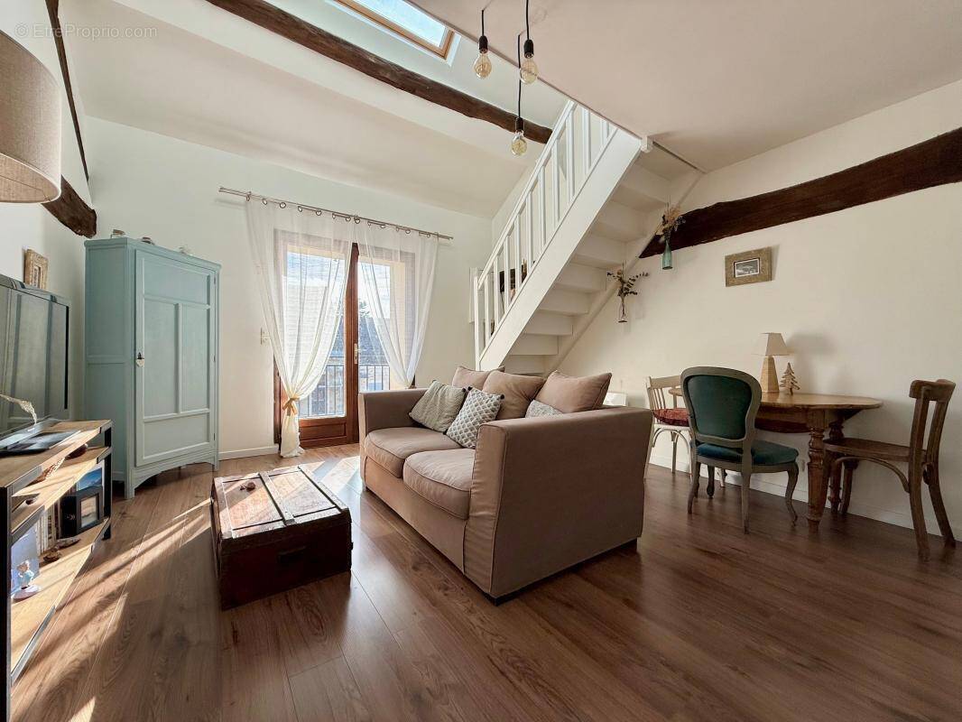 Appartement à CHEPTAINVILLE