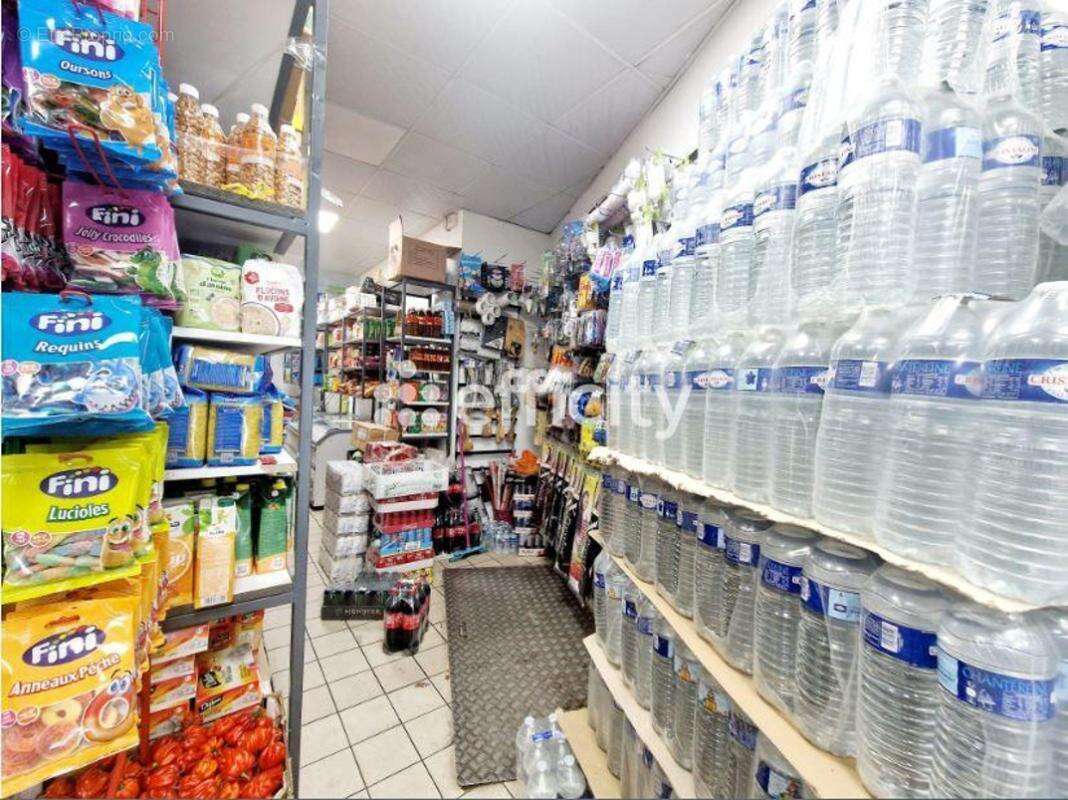 Commerce à PARIS-18E