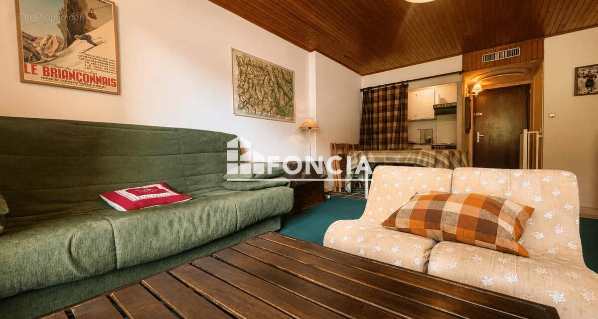 Appartement à LA SALLE-LES-ALPES