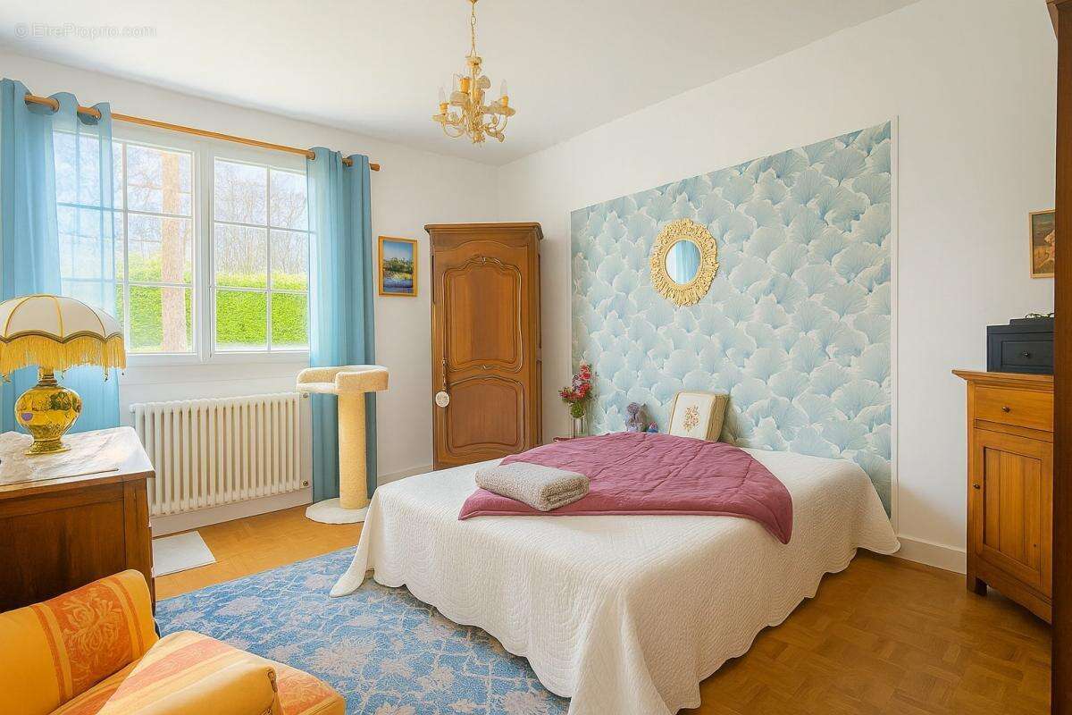 Maison à COULOUNIEIX-CHAMIERS
