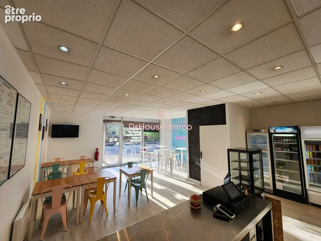Commerce 100 m² à vendre à Lissieu (69380) - photo 14