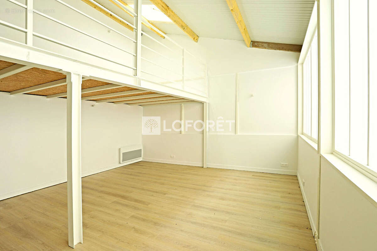 Commerce à MONTROUGE