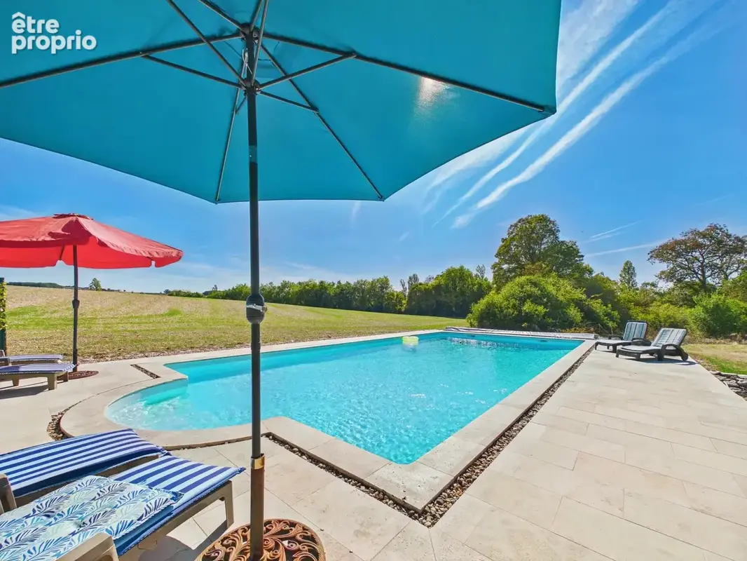 Maison de Maître avec piscine et vue panoramique sur la campagne - photo 17