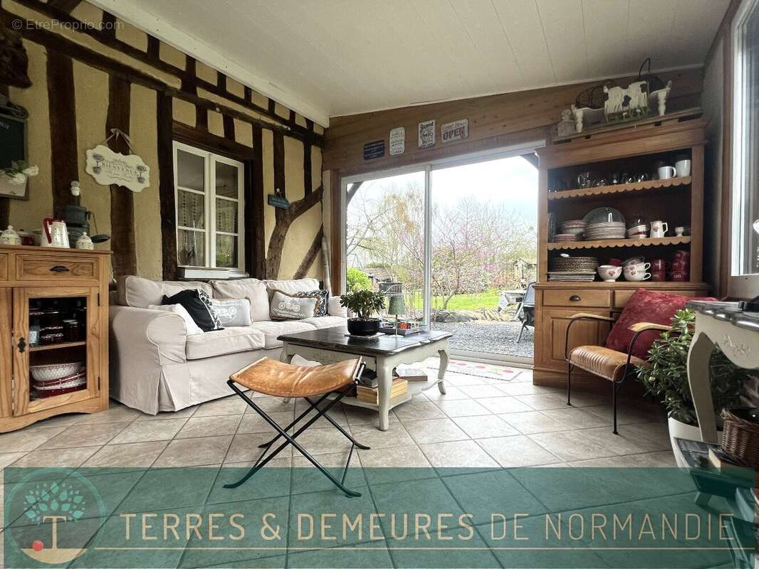 Maison à MARAIS-VERNIER