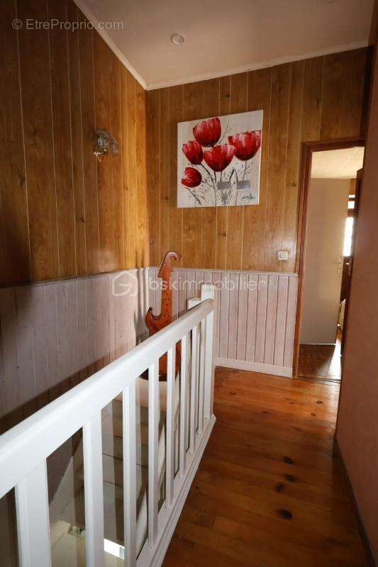 Maison à CRECHES-SUR-SAONE