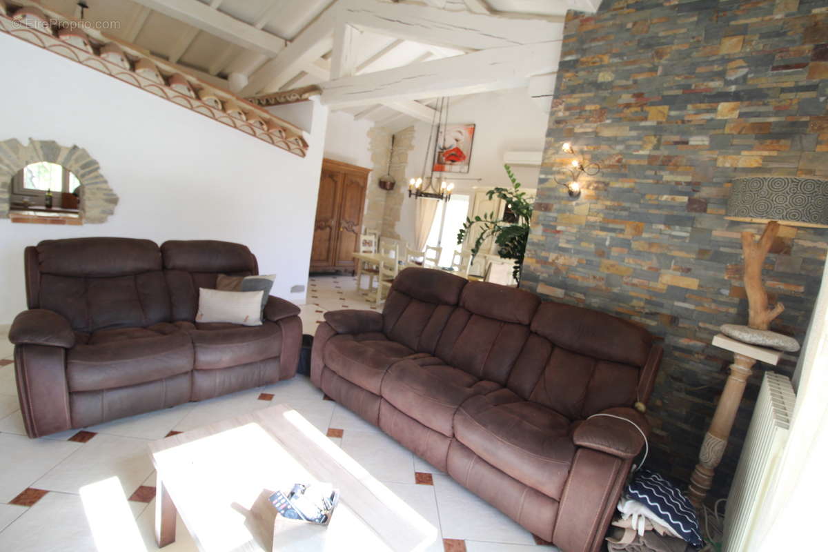 Maison à LEZIGNAN-CORBIERES