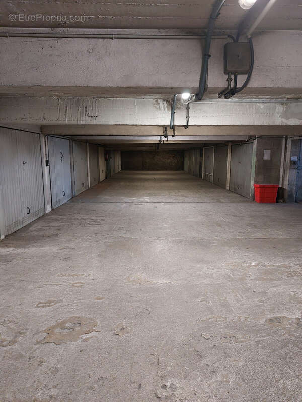 Parking à NICE