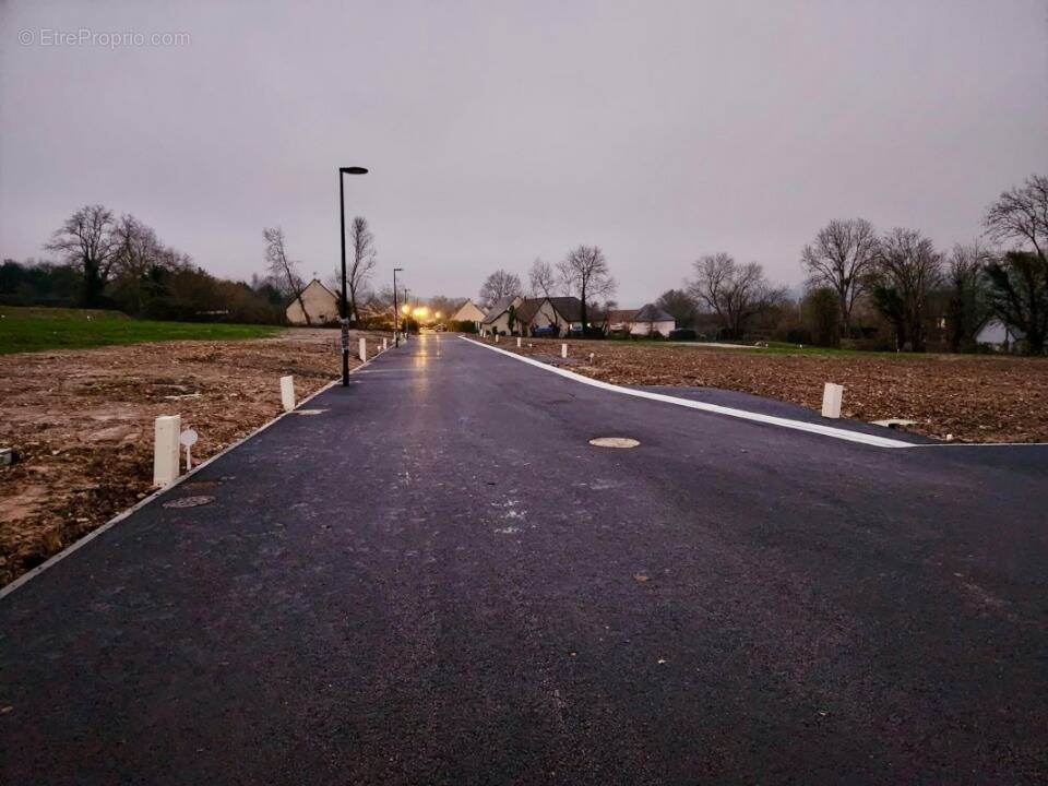 Terrain à LE BREUIL-EN-AUGE