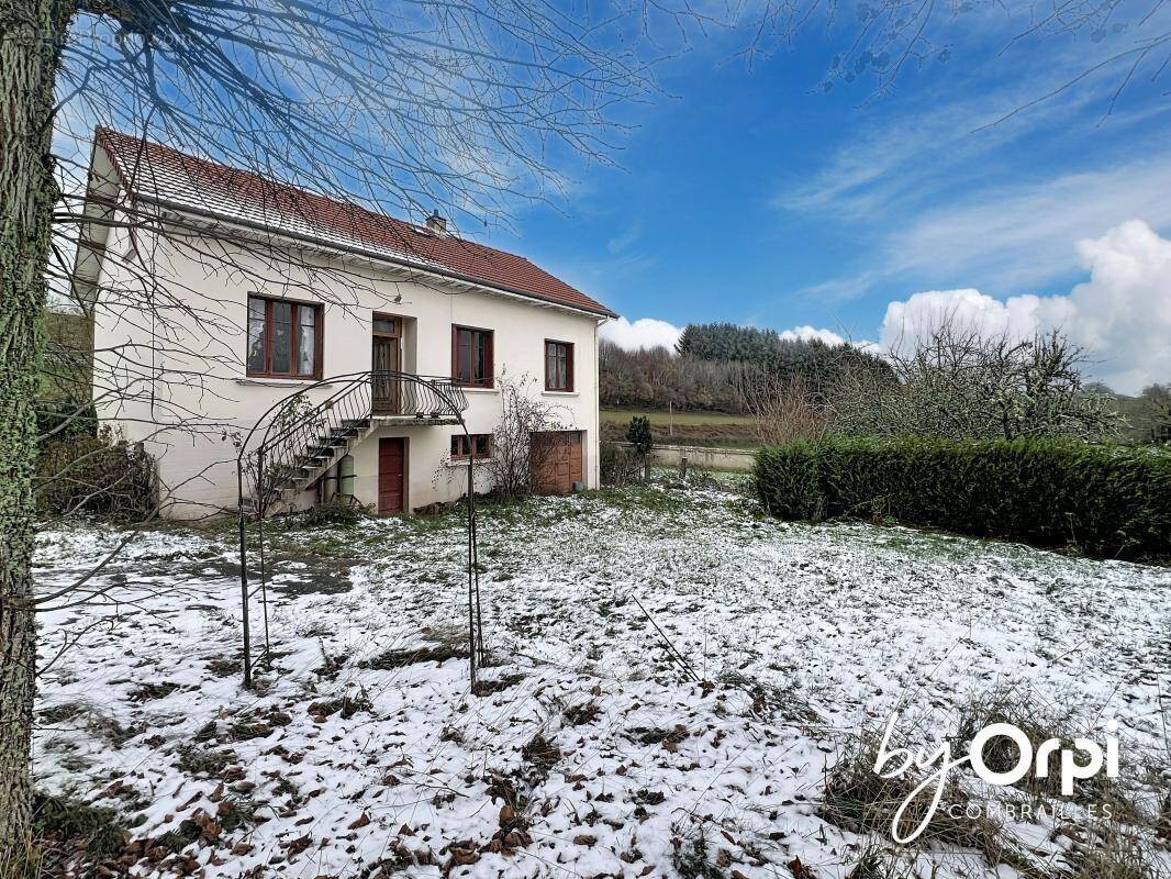 Maison à GOUTTIERES