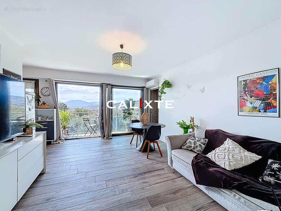 Appartement à LE CANNET