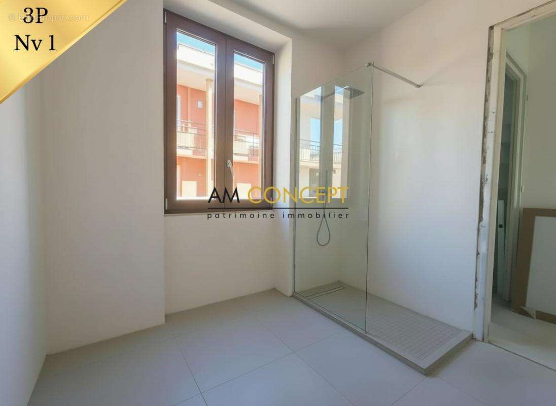Appartement à LA TURBIE