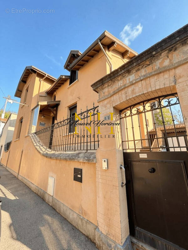 Maison à RIVE-DE-GIER