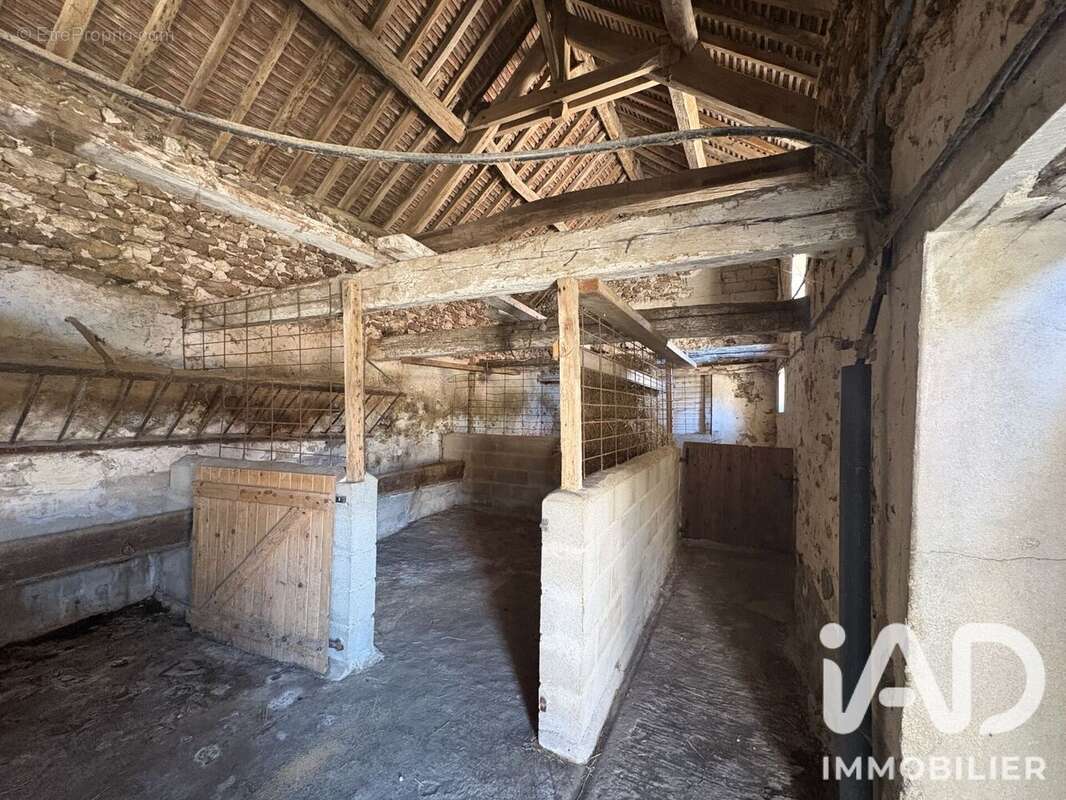 Maison 153 m² à Viffort  - photo 7