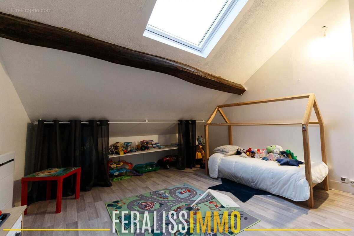 Appartement à VAUX-SUR-SEINE