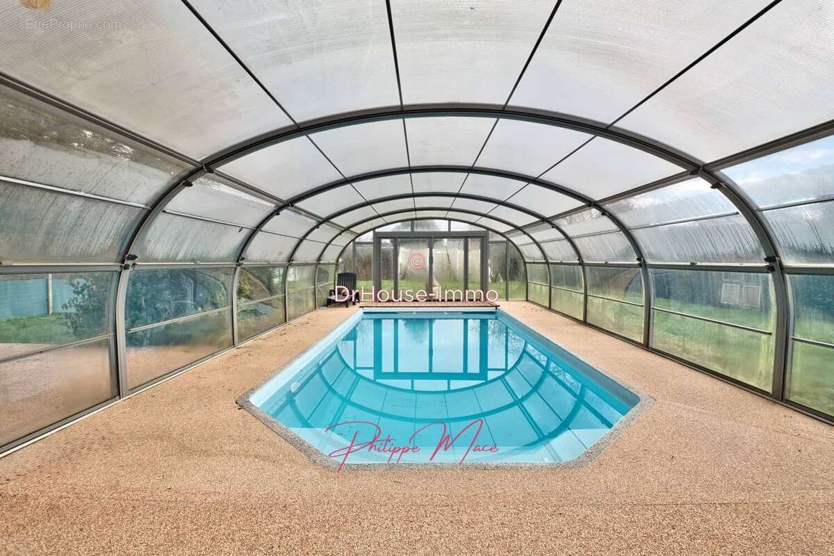 Maison 180 m² à Auzouville-Sur-Ry  - photo 67