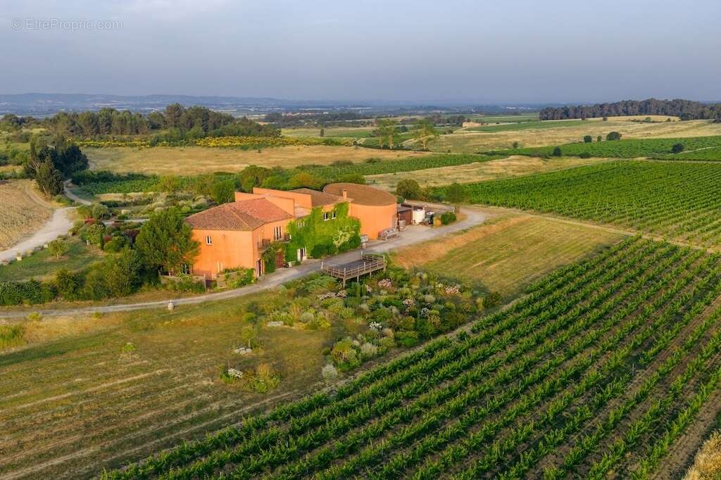 Autre à VILLEMOUSTAUSSOU