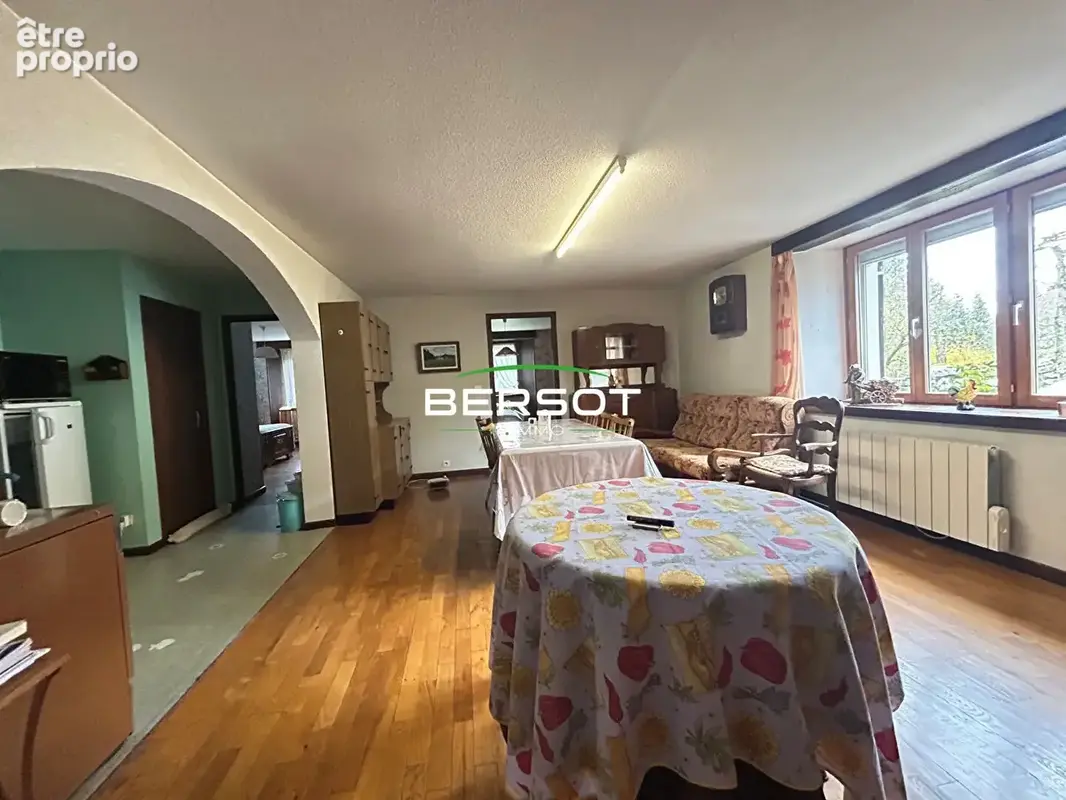 Ferme comtoise mitoyenne proche frontière suisse - photo 6