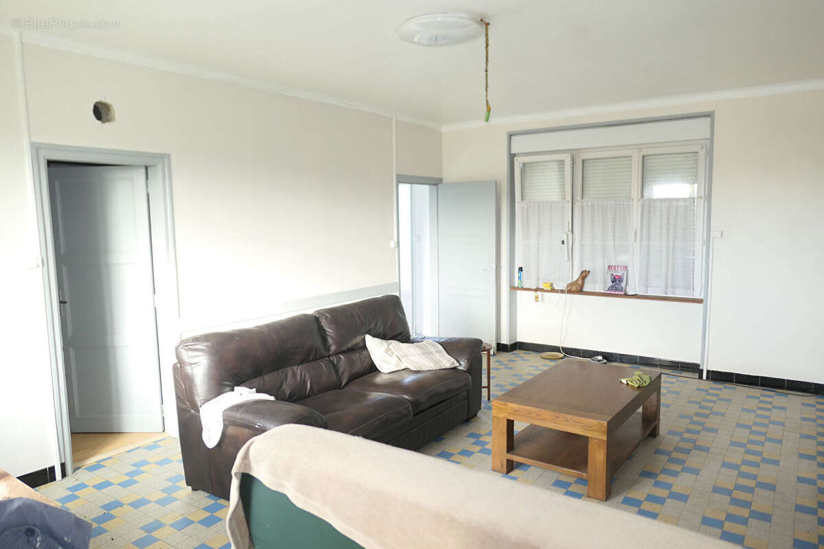 Maison à SAINT-CLEMENT-RANCOUDRAY