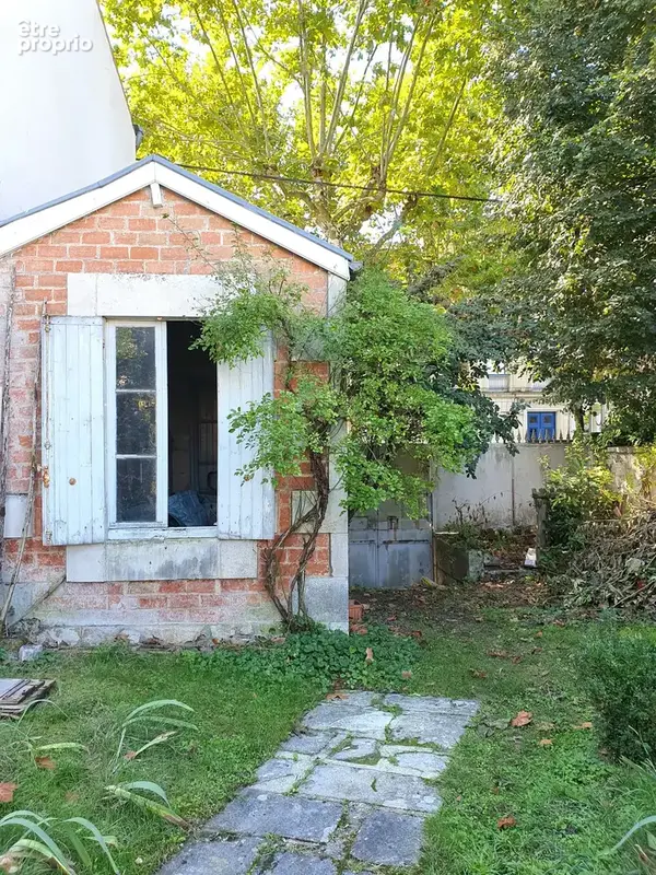 Belle maison de ville avec beaucoup de cachet et de caractère et très bien située - photo 16