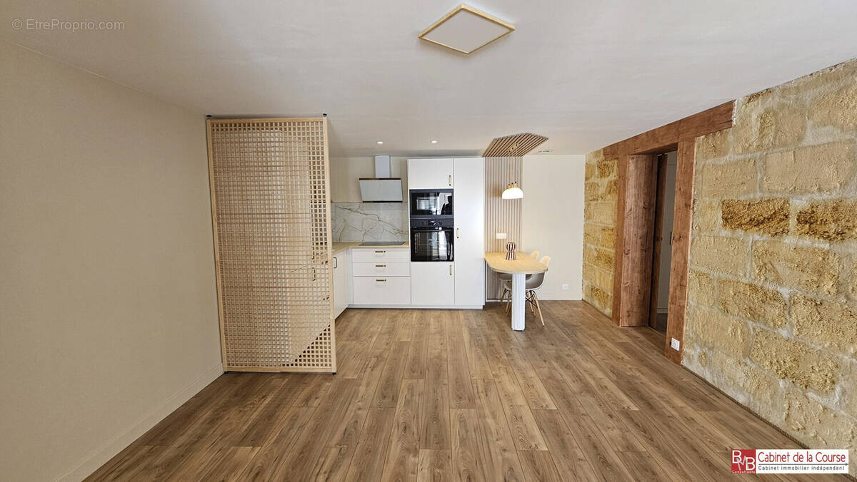 Appartement à BORDEAUX