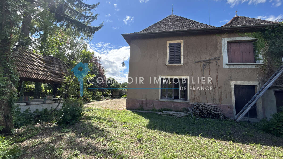 Maison à CORBELIN