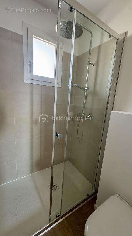 Appartement à ROGNAC