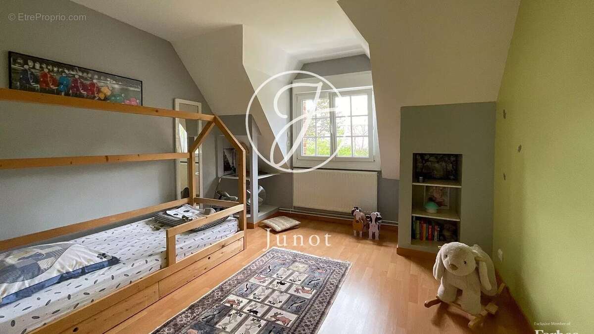 Maison à FACHES-THUMESNIL