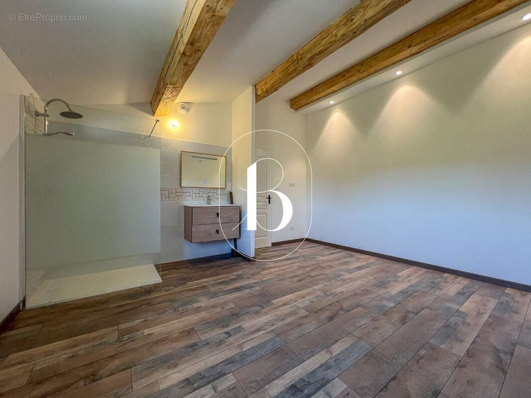 Maison à GOUDARGUES