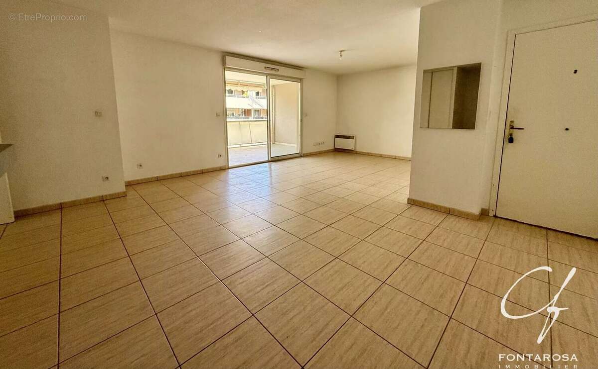 Appartement à SAINT-RAPHAEL