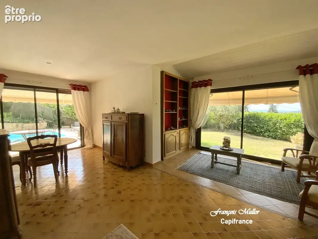 Manosque – maison 7 pièces – 163 m² – 5 chambres – piscine - photo 4