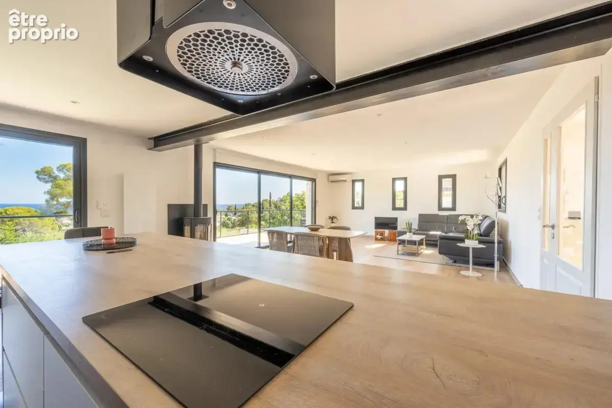 Villa 6 pièces de 177 m² à Saint-Aygulf - photo 7