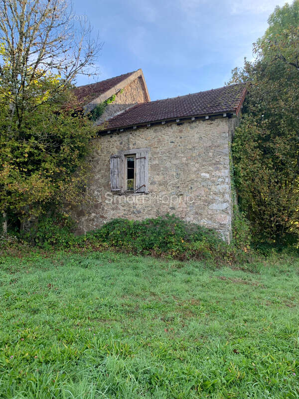 Autre à NAVES