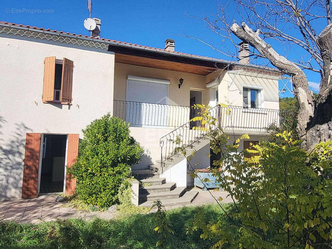 Maison à L'ESCALE