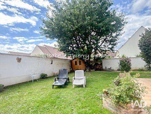 Photo 5 - Maison à MONTLHERY