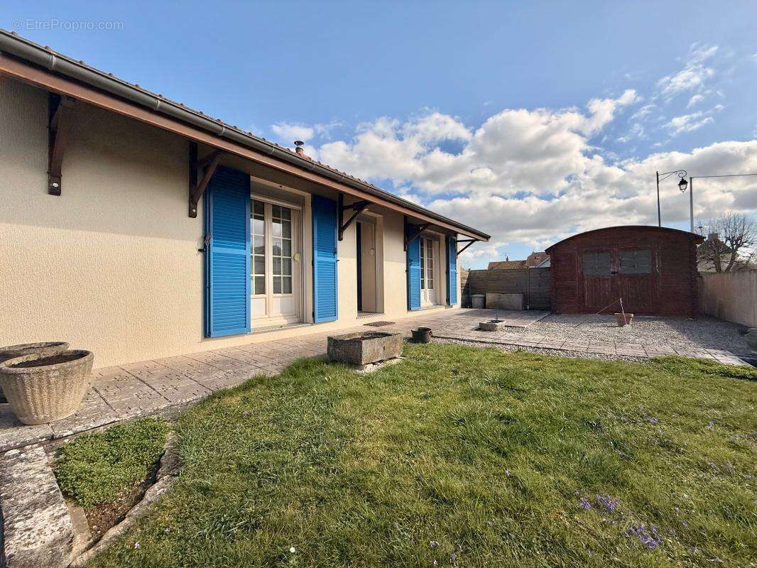 Maison à VAROIS-ET-CHAIGNOT