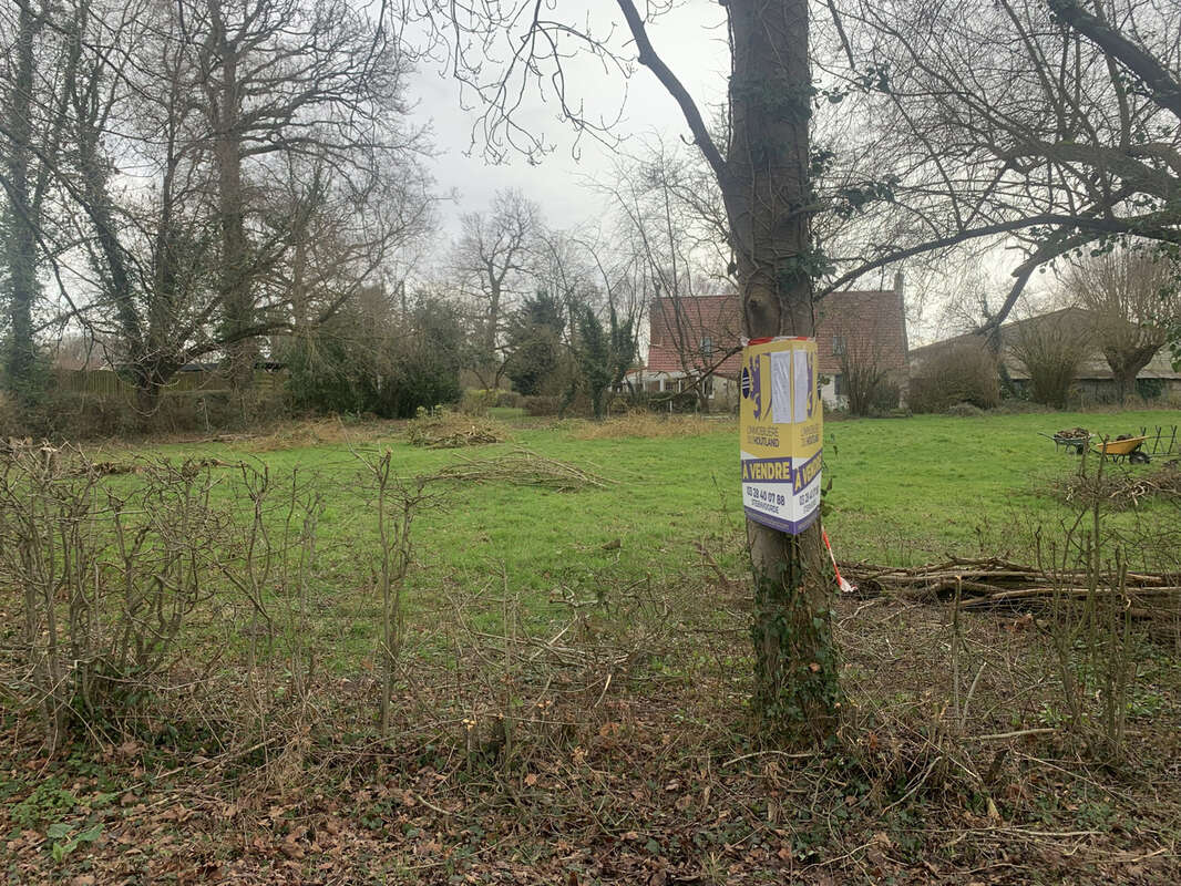 Terrain à ESQUELBECQ