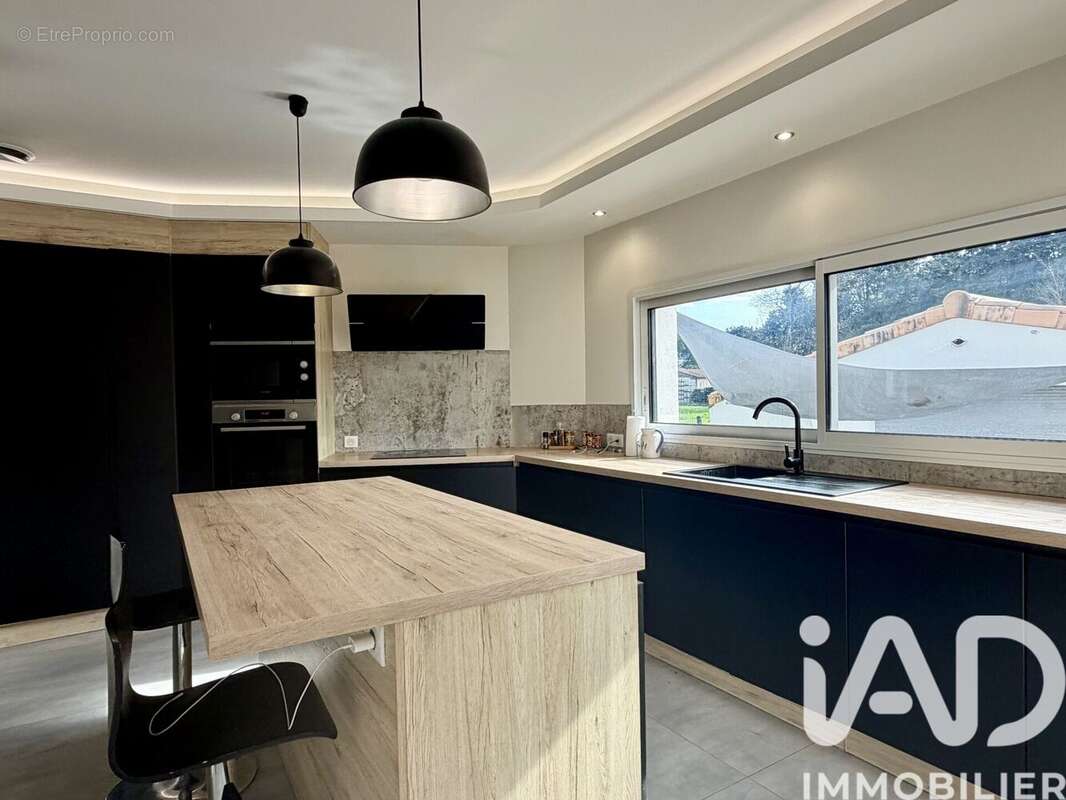 Photo 3 - Maison à MONTELIMAR