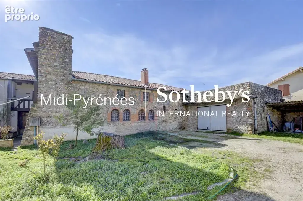 Au centre de Gaillac, propriété avec deux habitations - photo 17