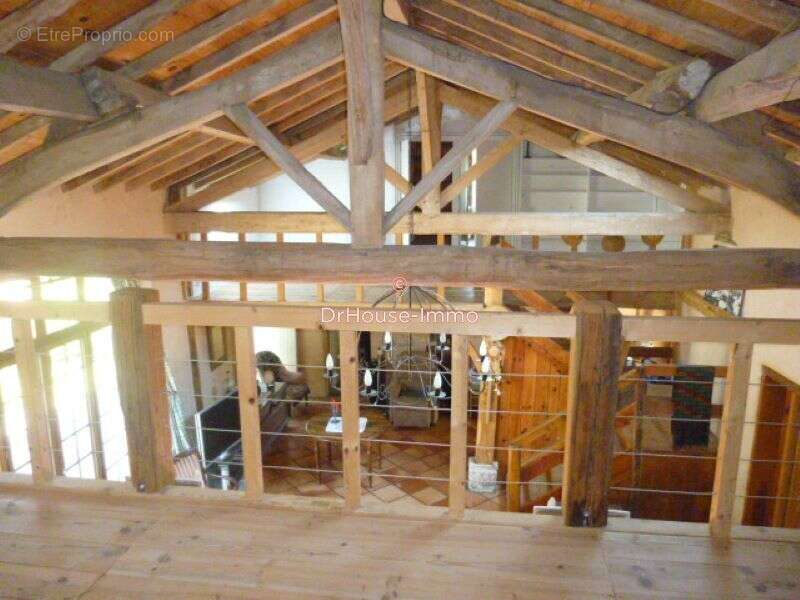 Maison 240 m² à Riberac  - photo 8