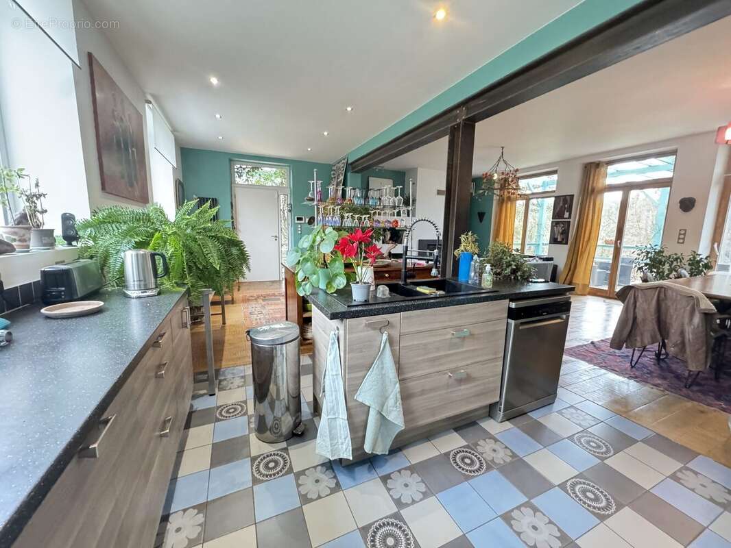 Maison à NERIS-LES-BAINS